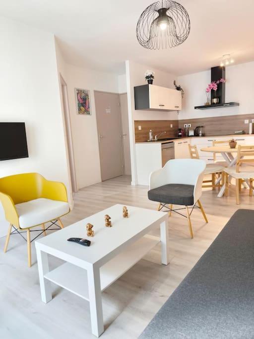 Le Cocon Manceau Apartment Le Mans Exterior photo